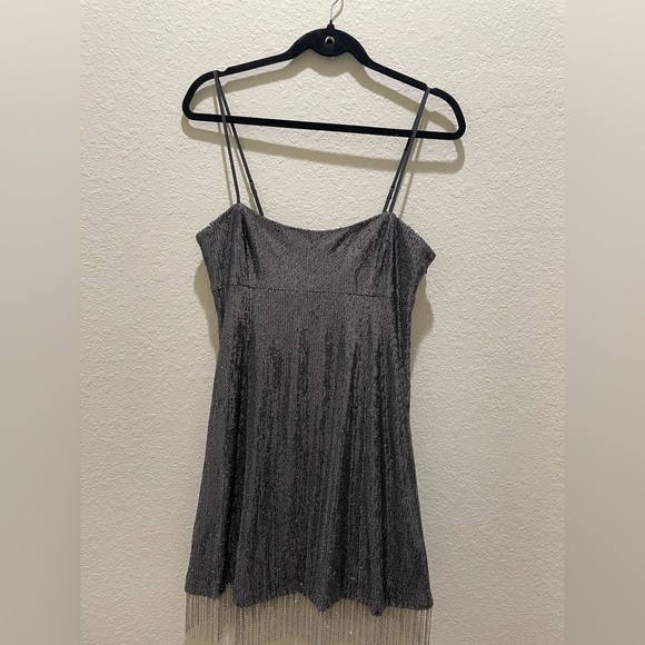 NWT NICHOLAS Isabella Sequined Mini Dress Gunmetal Rhinestone fringe - Picture 6 of 16